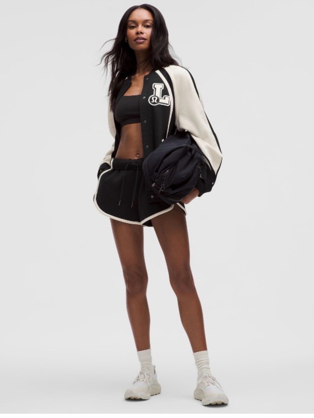 Lululemon Scuba mid-rise oversized 3”Shorts